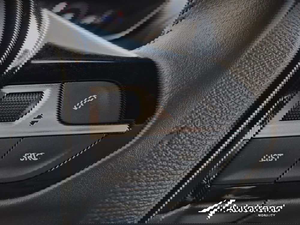 Peugeot 2008 usata a Bari (10)