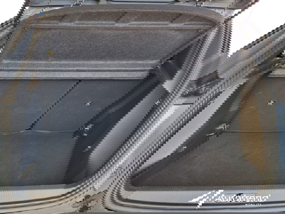 Peugeot 2008 usata a Bari (15)