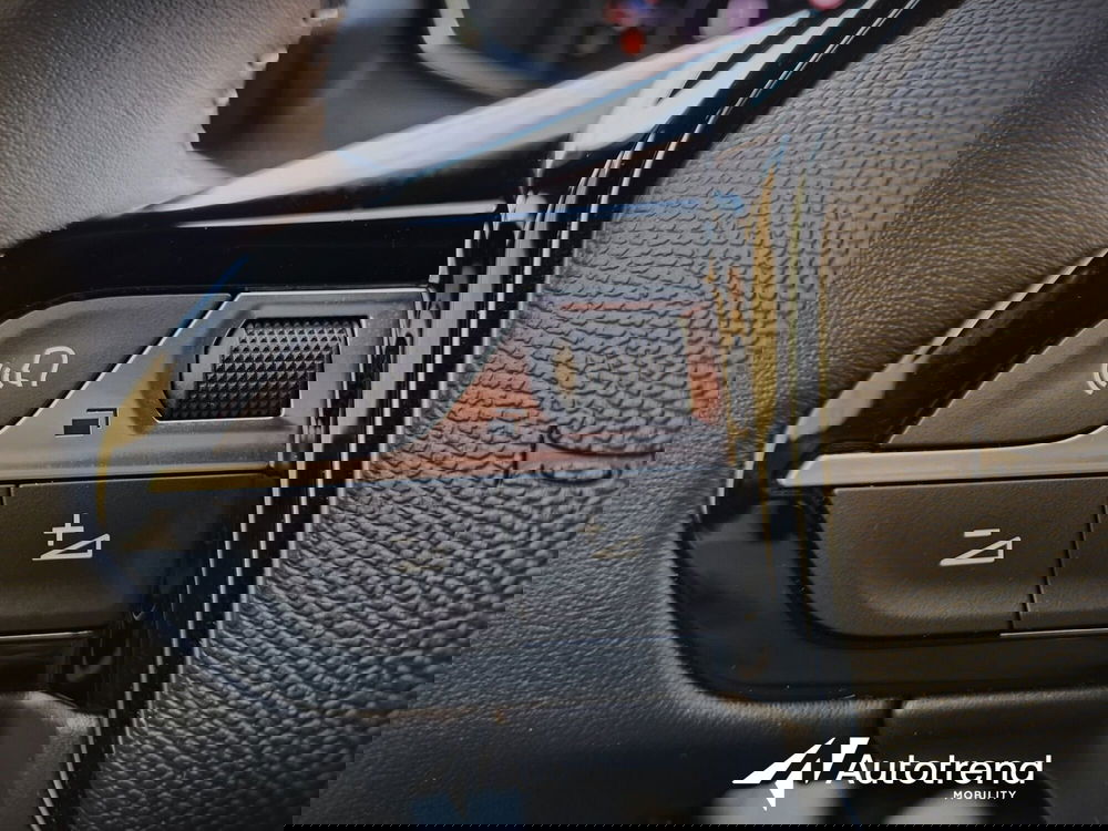 Peugeot 2008 usata a Bari (10)