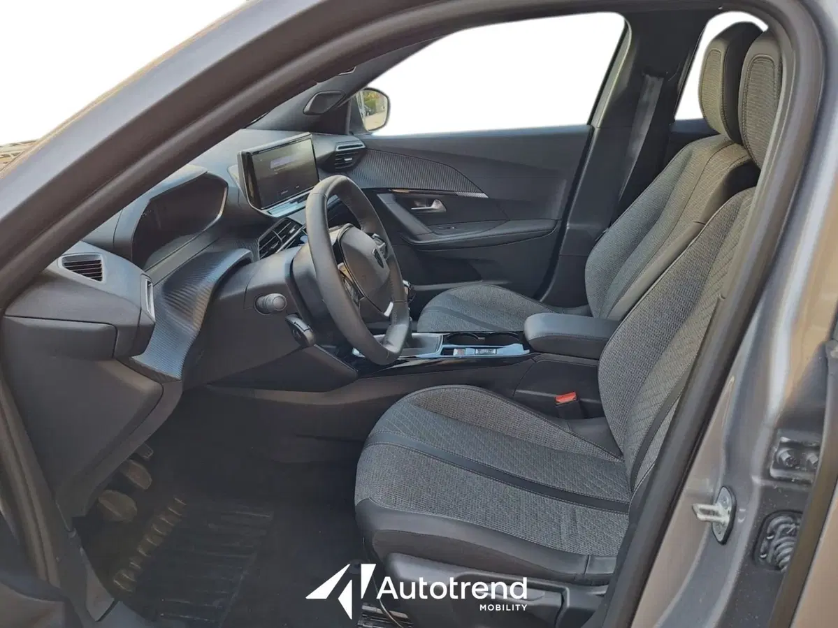Peugeot 2008 usata a Bari (5)