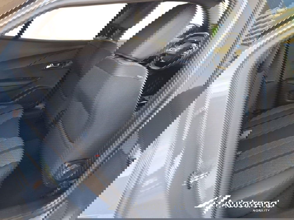 Peugeot 2008 usata a Bari (13)
