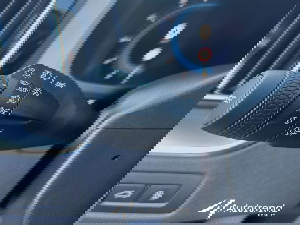 Volvo XC60 usata a Bari (12)