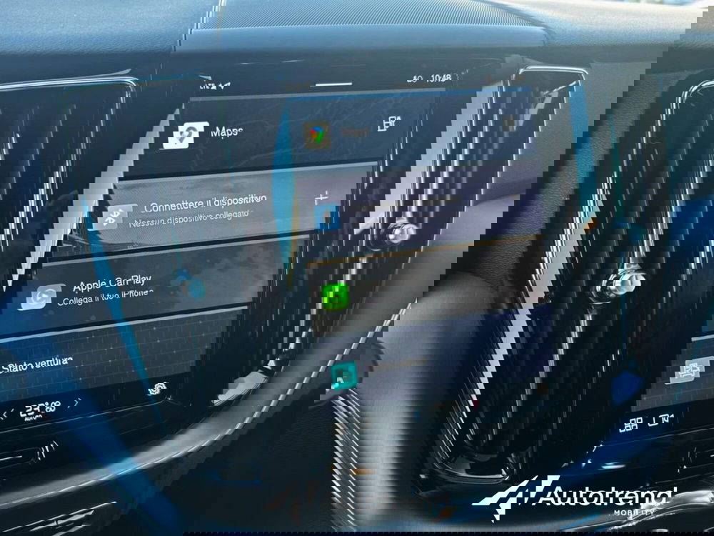 Volvo XC60 usata a Bari (14)