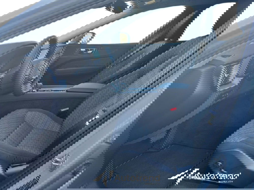 Volvo XC60 usata a Bari (6)