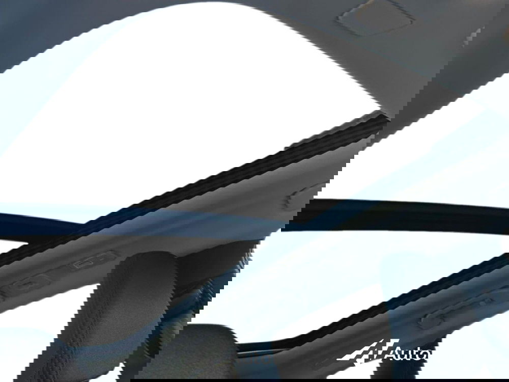 Volvo XC60 usata a Bari (8)