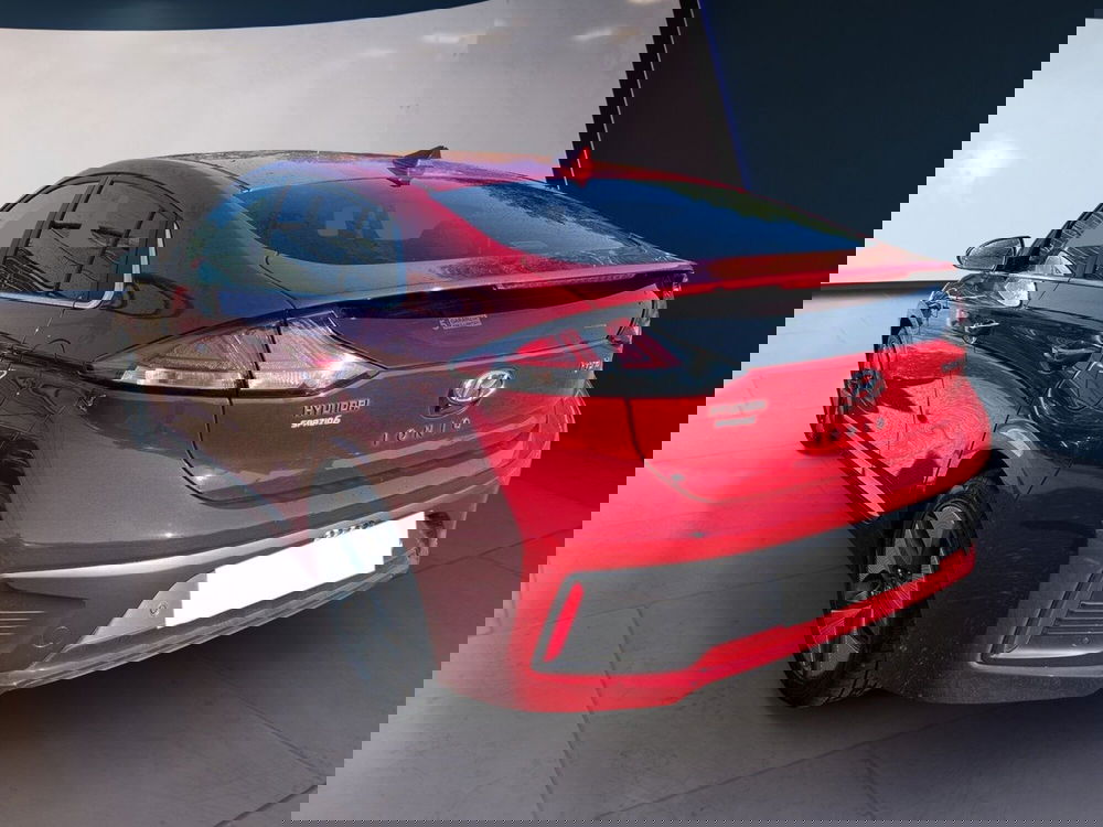 Hyundai Ioniq usata a Torino (5)