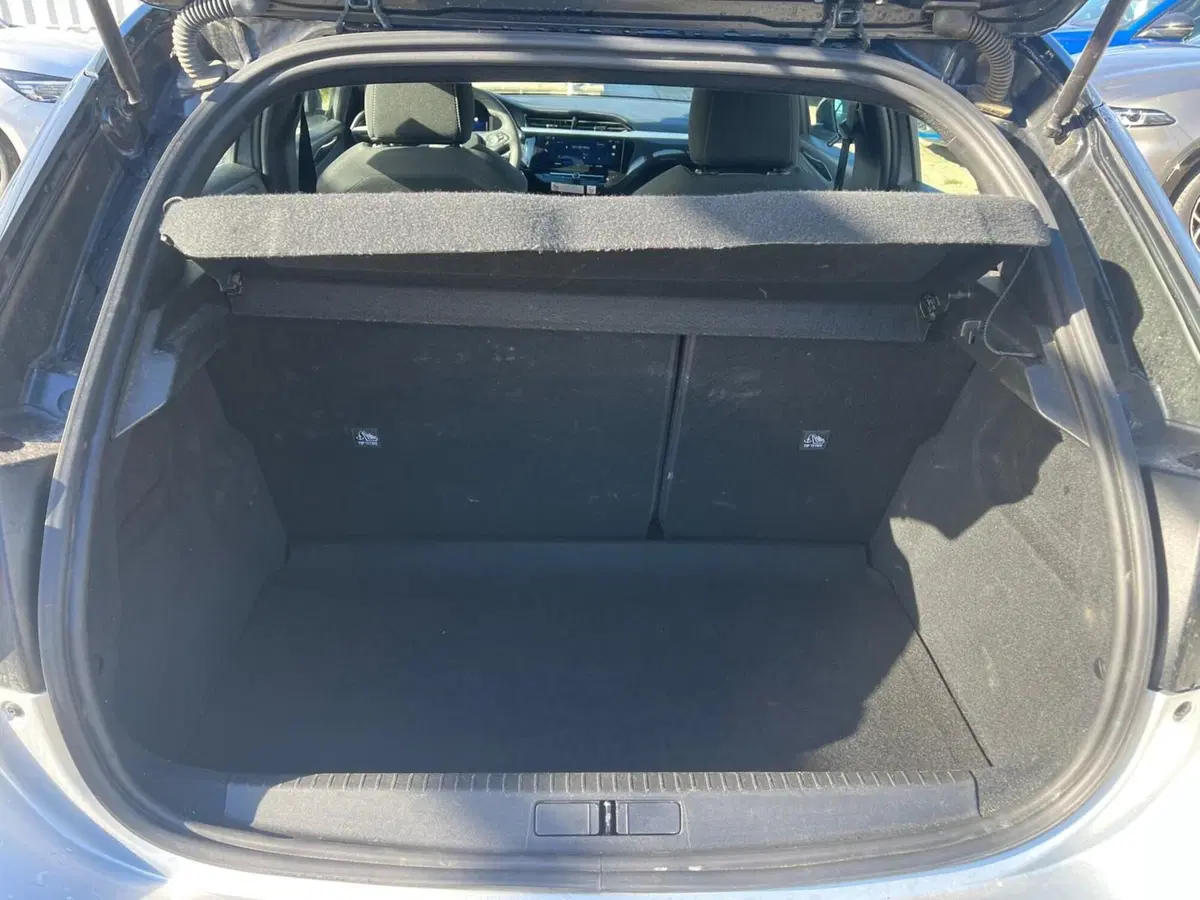 Opel Corsa usata a Milano (10)