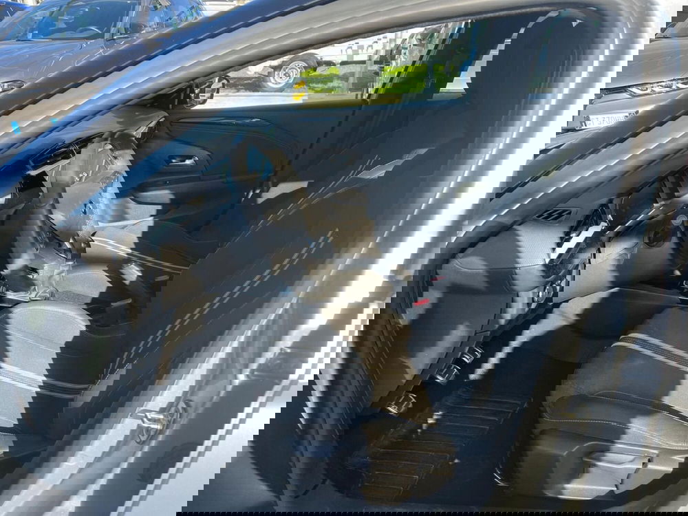 Opel Corsa usata a Milano (11)