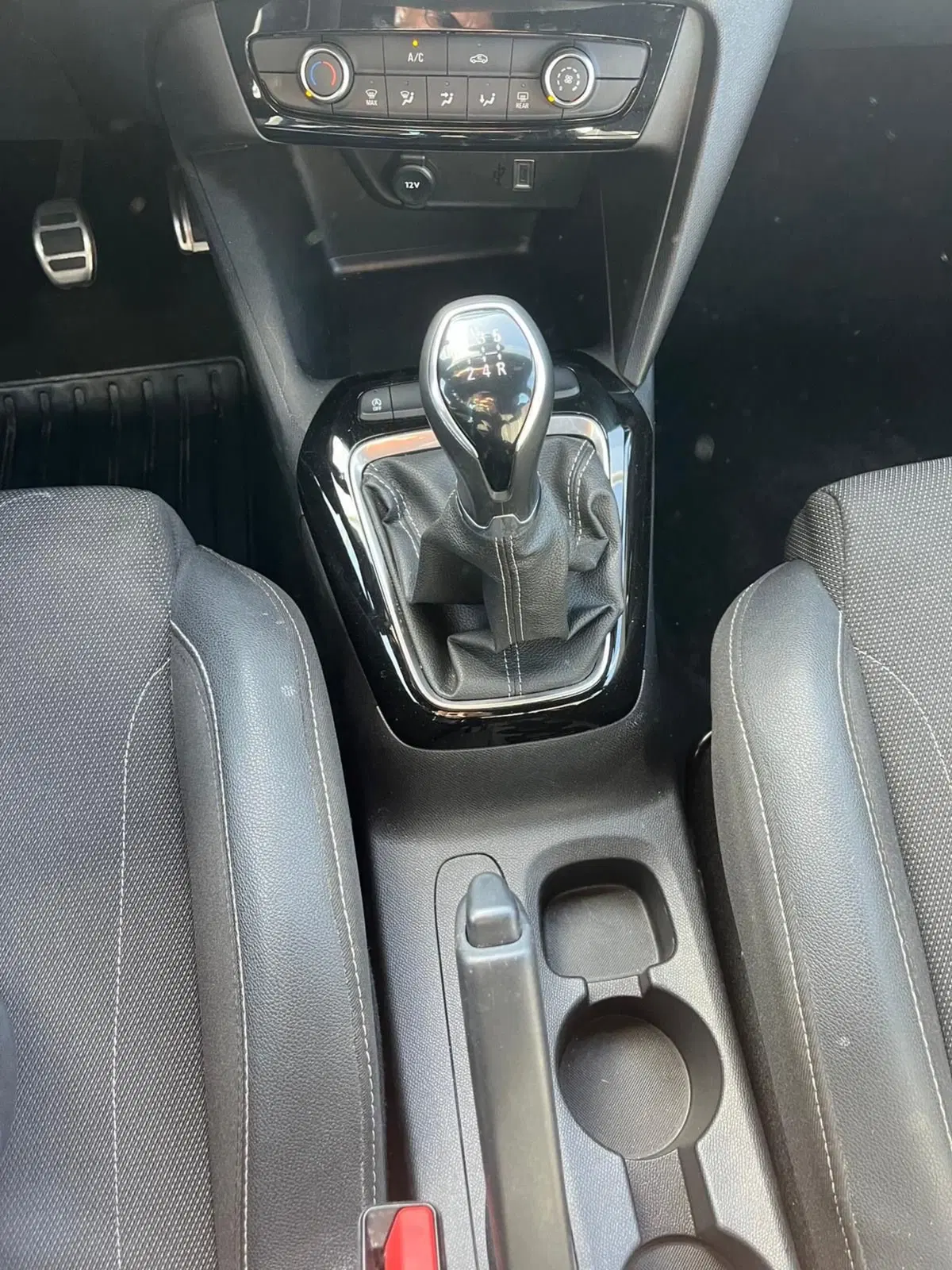 Opel Corsa usata a Milano (17)
