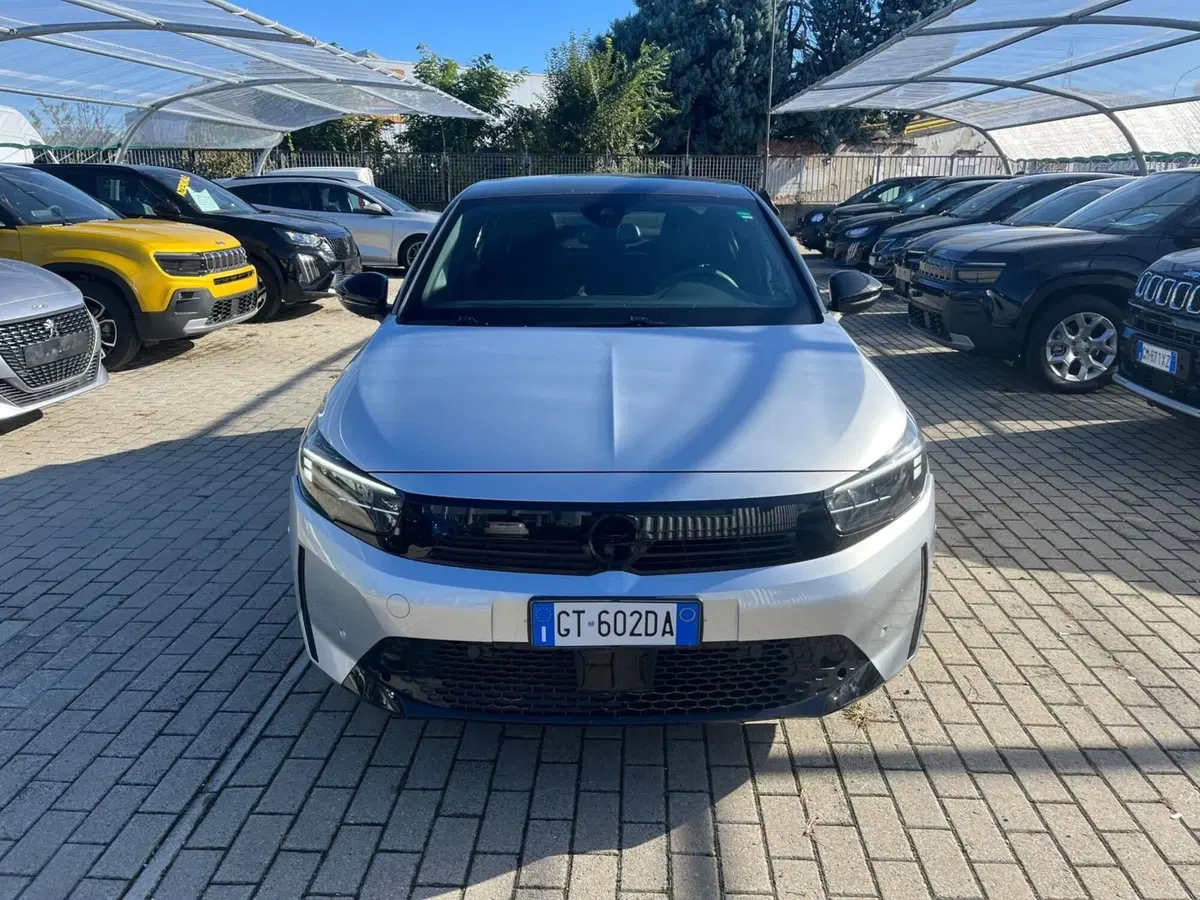 Opel Corsa usata a Milano (2)
