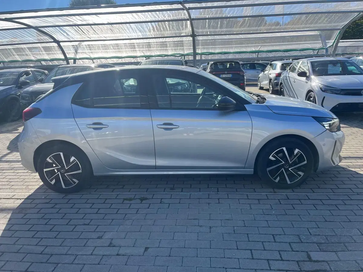 Opel Corsa usata a Milano (4)