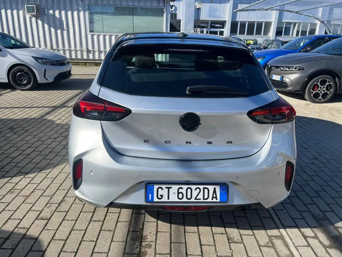 Opel Corsa usata a Milano (8)
