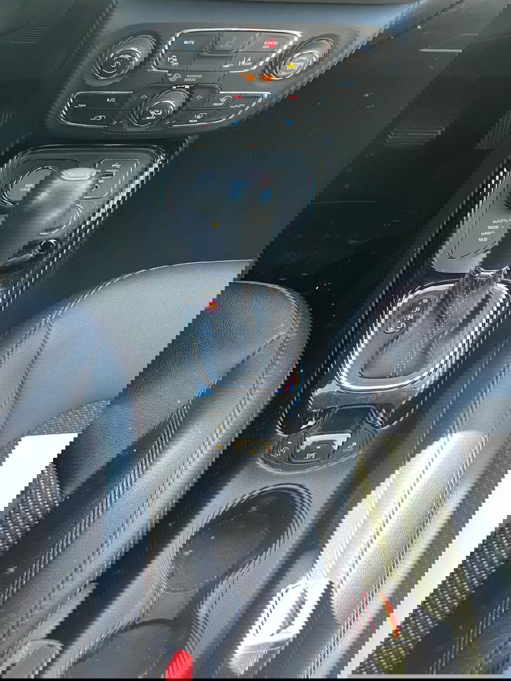 Jeep Compass usata a Milano (17)