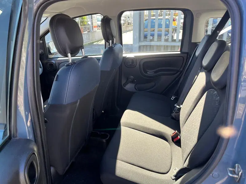 Fiat Panda Cross usata a Milano (13)