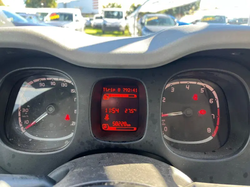 Fiat Panda Cross usata a Milano (18)
