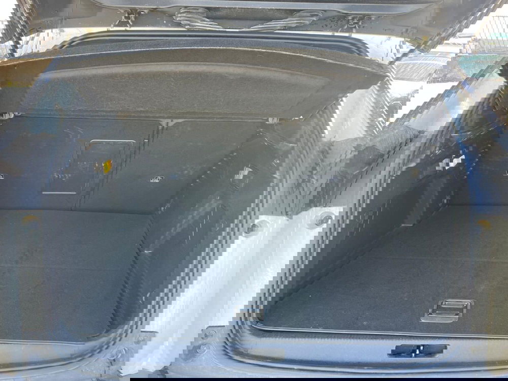 Peugeot 3008 usata a Milano (10)