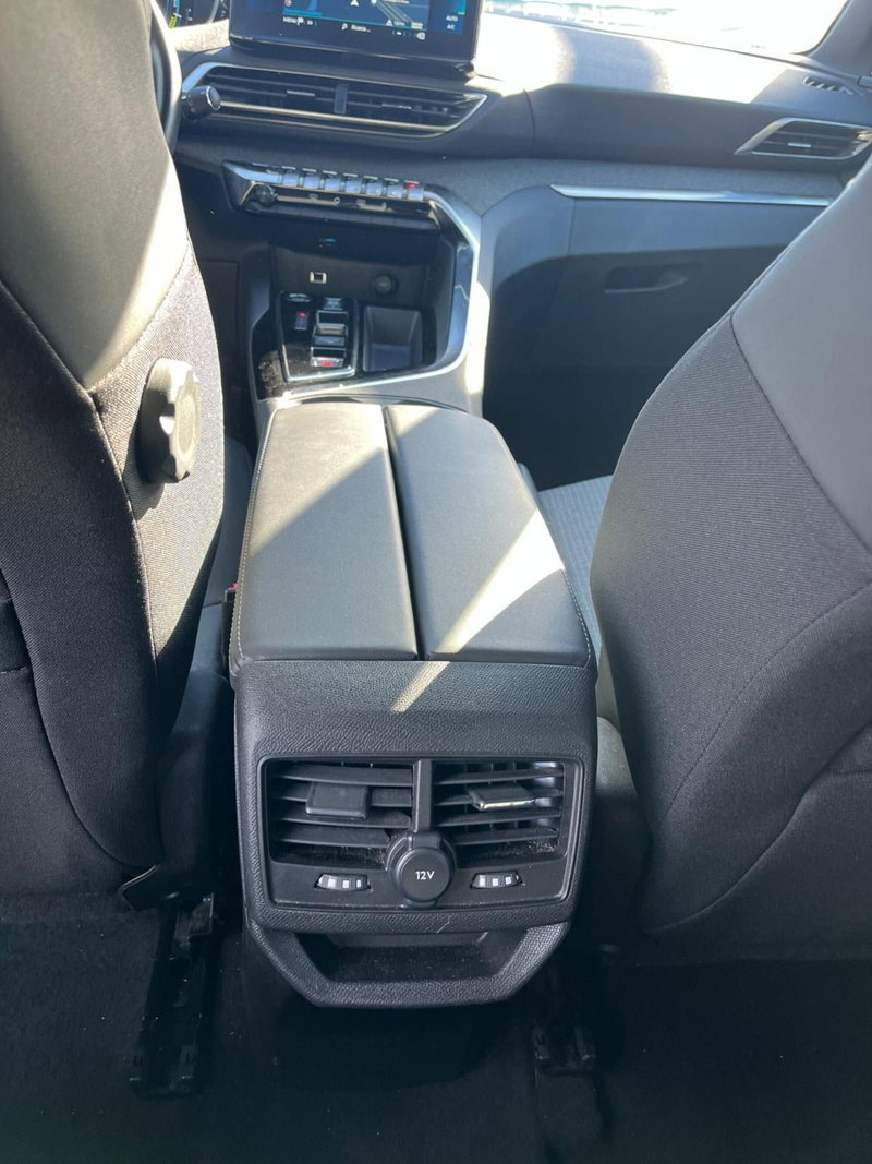 Peugeot 3008 usata a Milano (19)