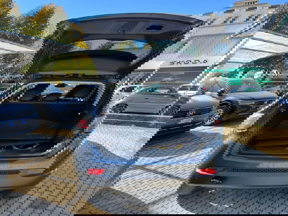 Jeep Compass usata a Milano (9)