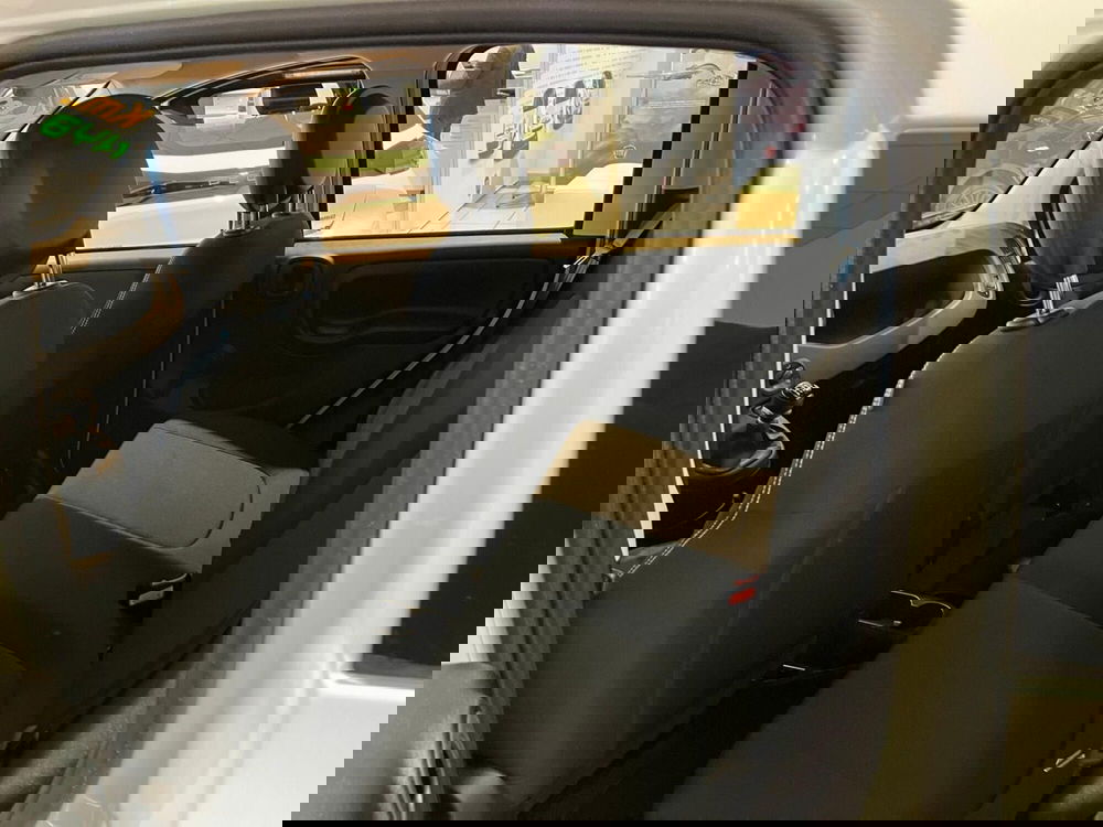 Fiat Panda Cross nuova a Milano (12)