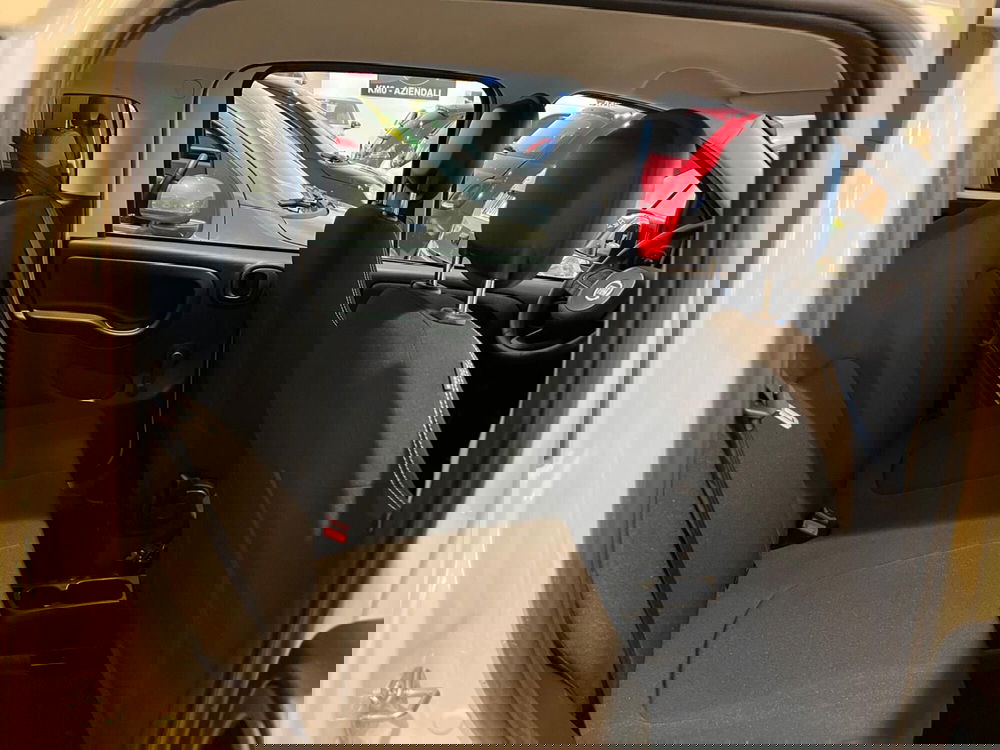 Fiat Panda Cross nuova a Milano (13)