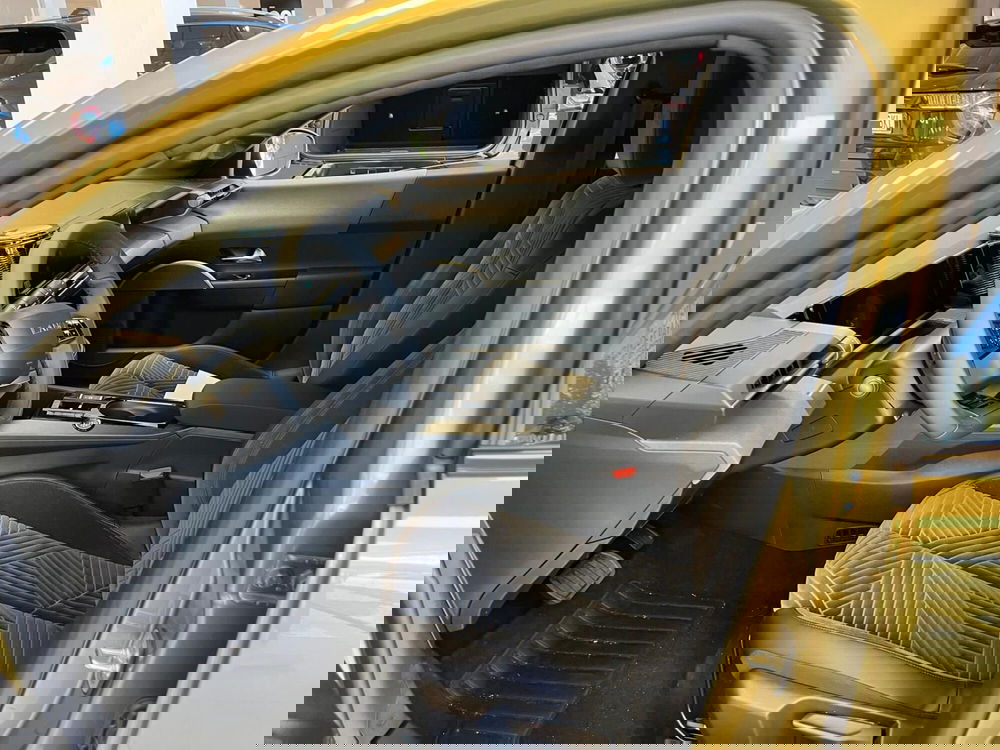 Lancia Ypsilon nuova a Milano (11)