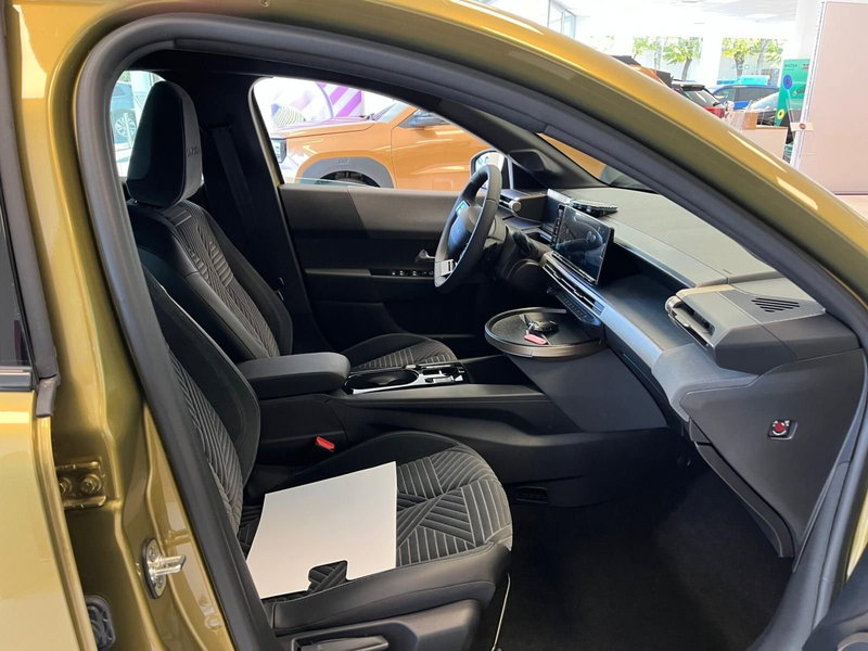 Lancia Ypsilon nuova a Milano (12)