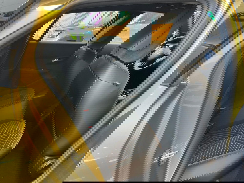 Lancia Ypsilon nuova a Milano (13)