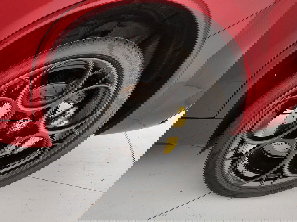 Alfa Romeo Stelvio usata a Caserta (11)