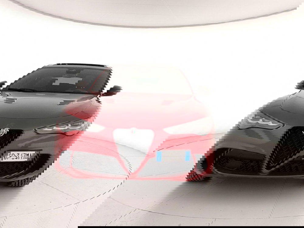 Alfa Romeo Stelvio usata a Caserta (2)