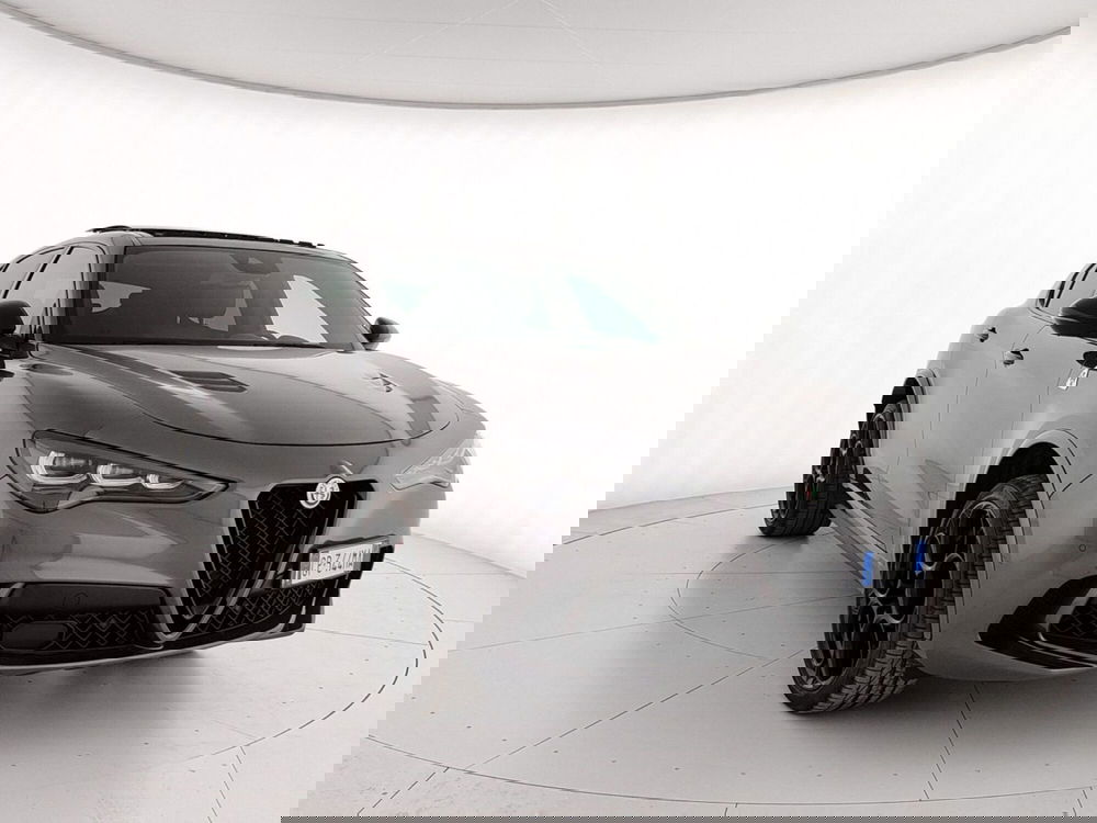 Alfa Romeo Stelvio usata a Caserta