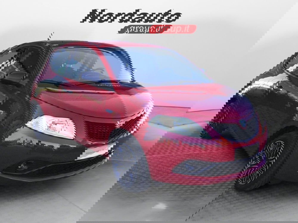 Lancia Ypsilon usata a Treviso (3)