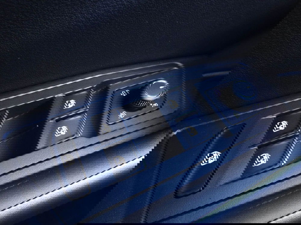 Volkswagen T-Roc usata a Treviso (16)