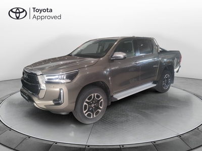 Toyota Hilux 2.8 d-4d double cab Lounge del 2023 usata a Ragusa