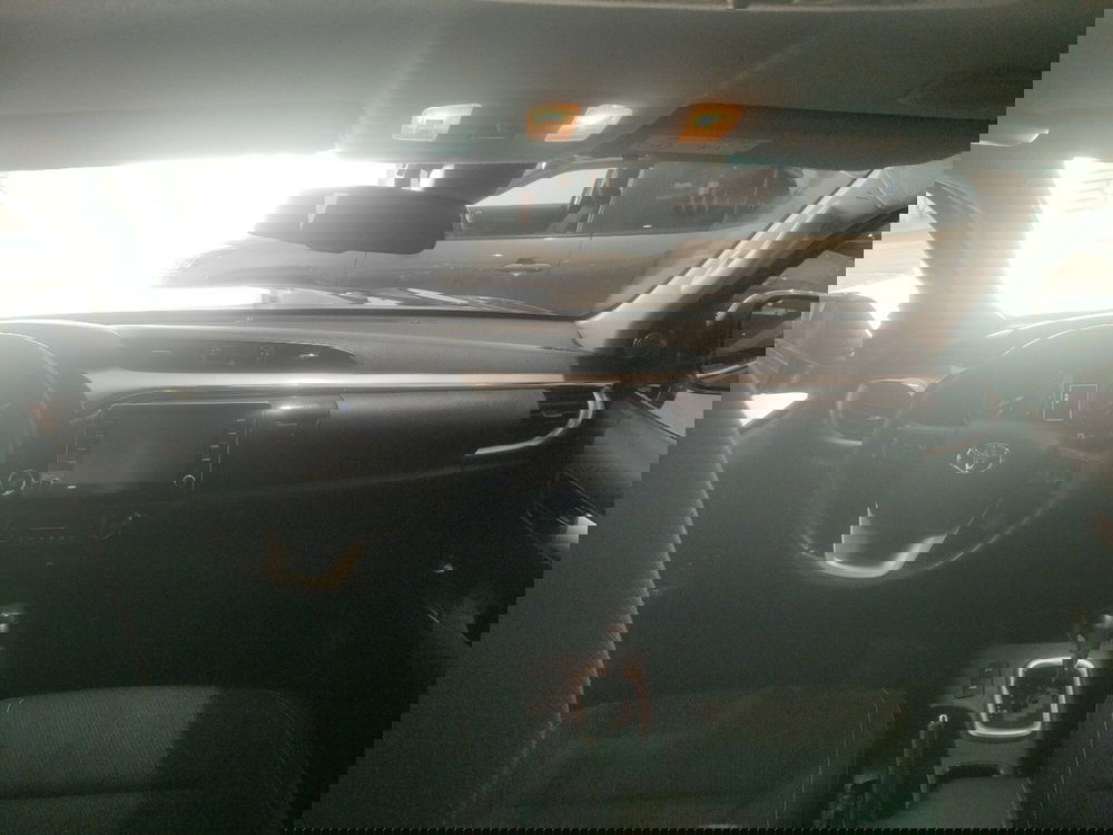 Toyota Hilux usata a Ragusa (10)