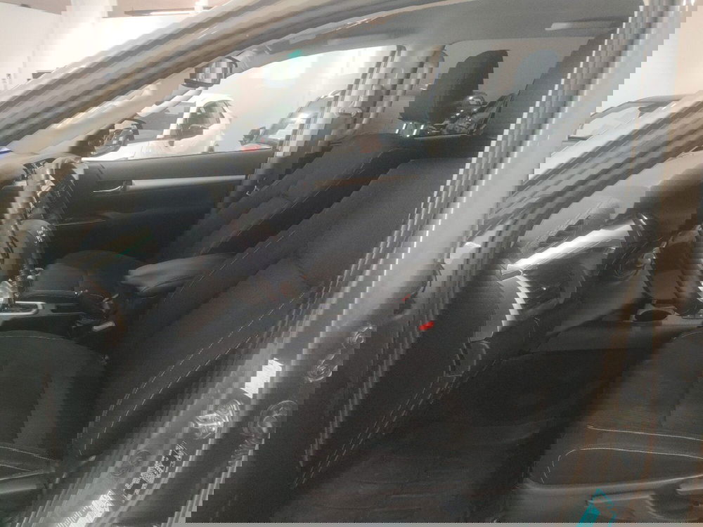 Toyota Hilux usata a Ragusa (9)