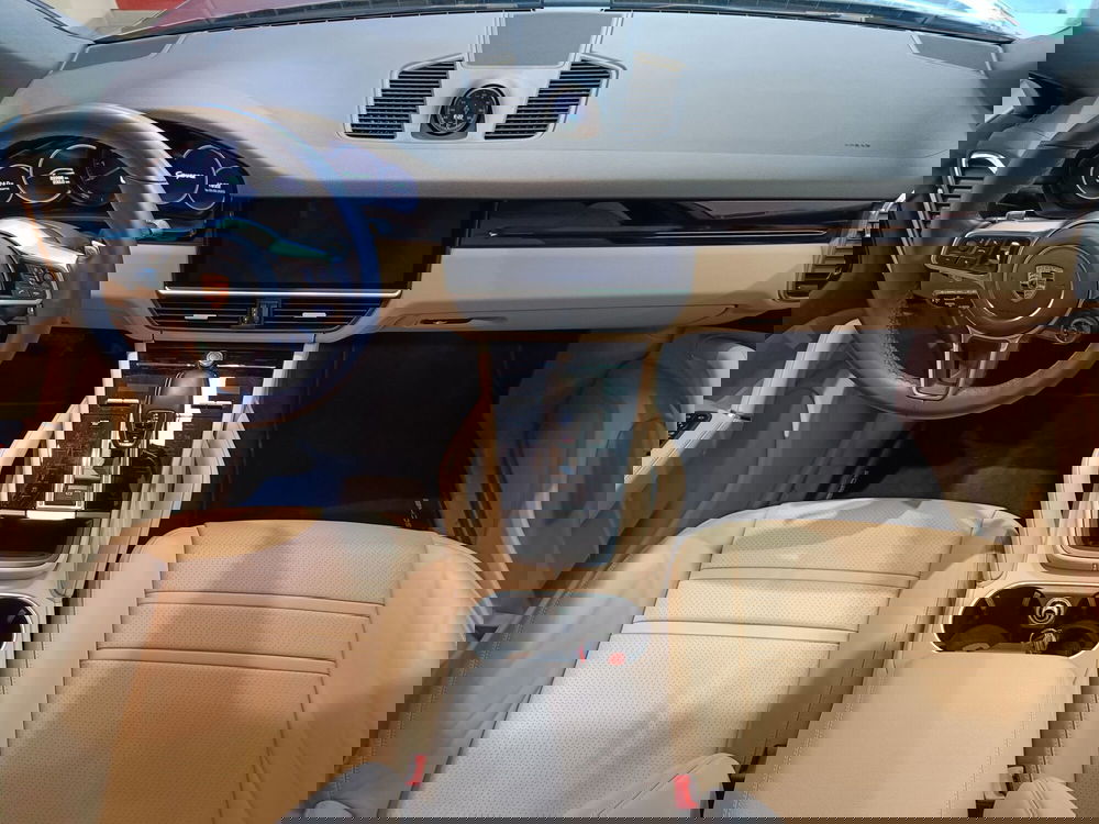 Porsche Cayenne usata a Pistoia (7)