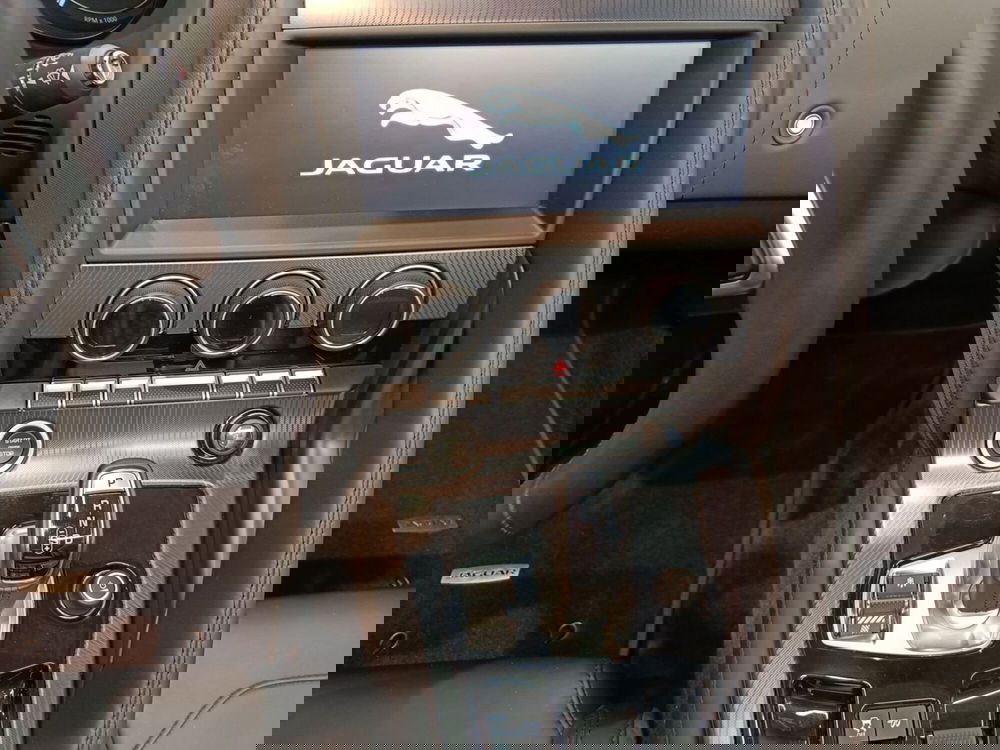 Jaguar F-Type Cabrio usata a Pistoia (16)
