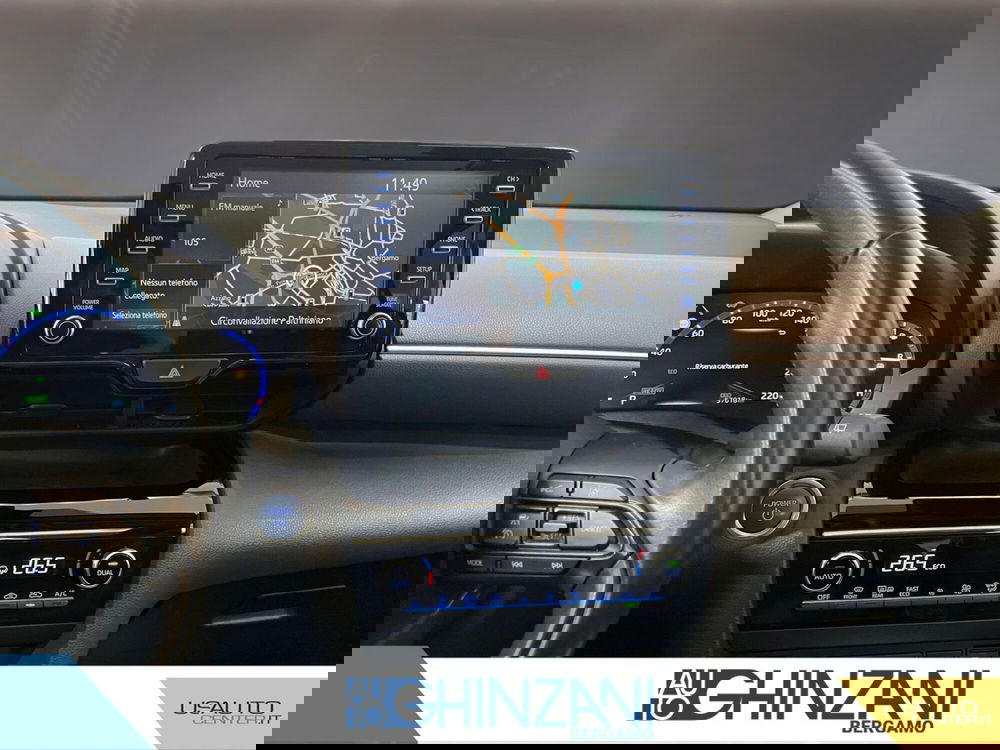 Toyota Yaris Cross usata a Bergamo (12)