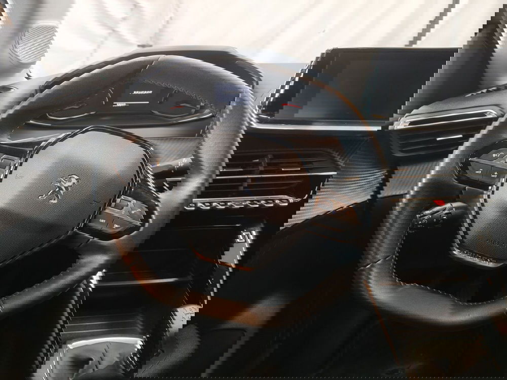 Peugeot 208 usata a Roma (10)