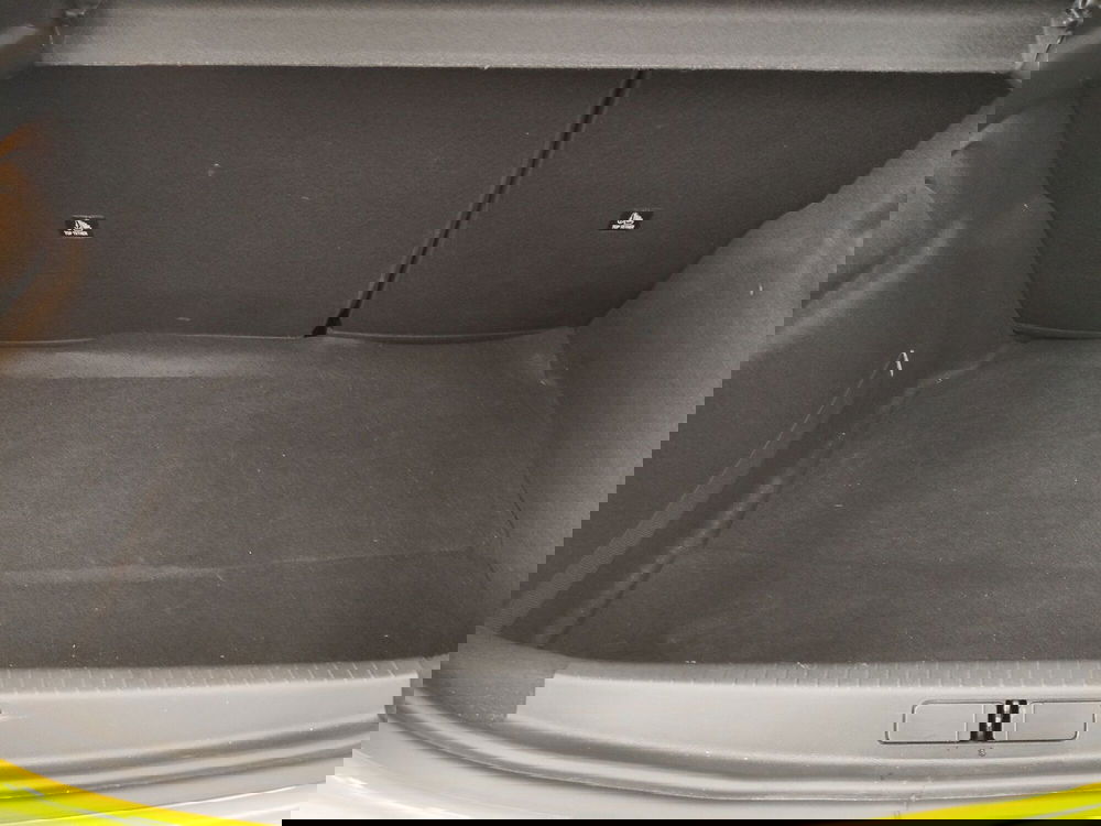 Peugeot 208 usata a Roma (12)