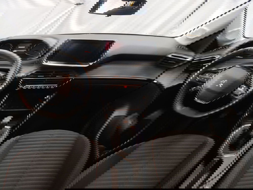 Peugeot 208 usata a Roma (8)