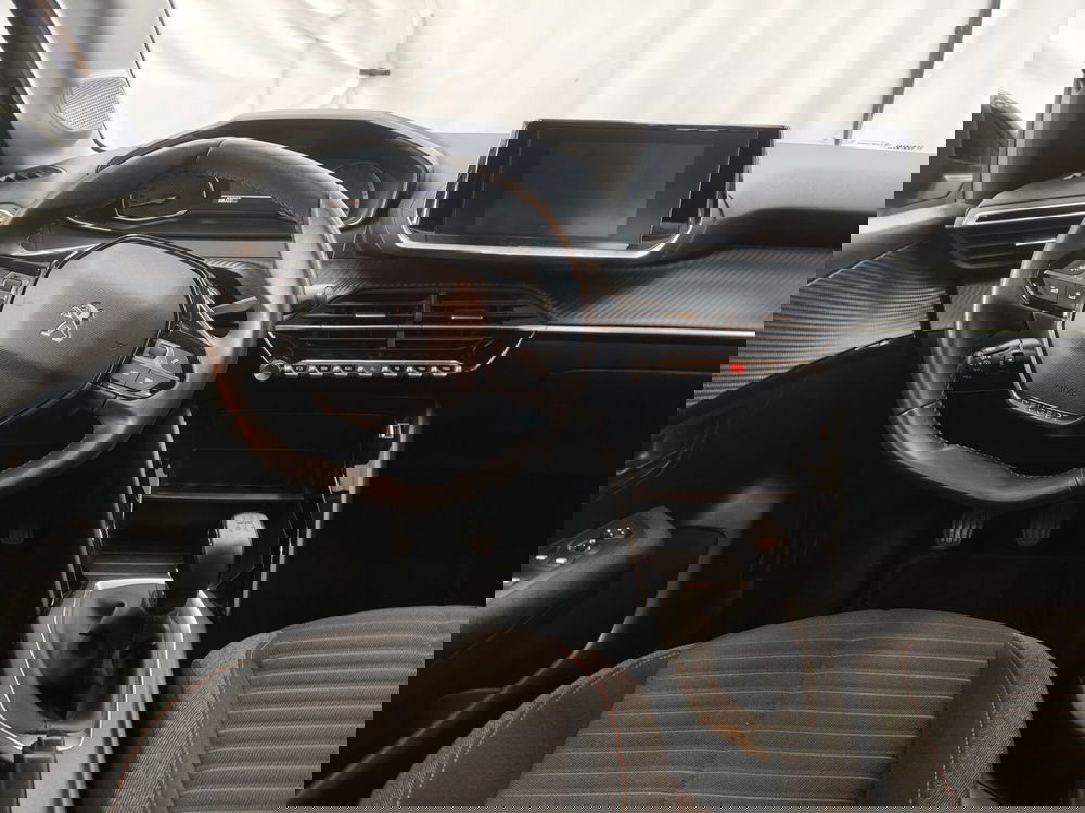 Peugeot 208 usata a Roma (9)