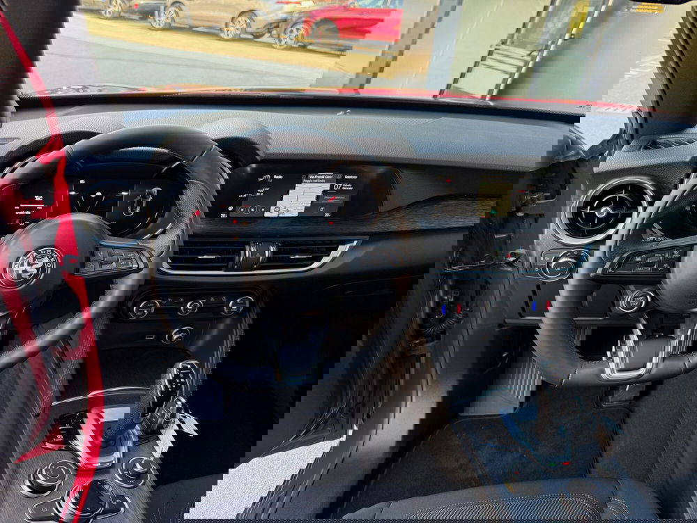 Alfa Romeo Stelvio nuova a Reggio Emilia (10)