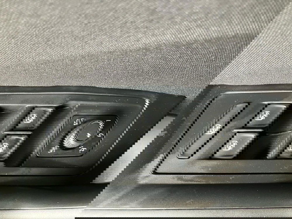 Volkswagen T-Roc usata a Bologna (16)