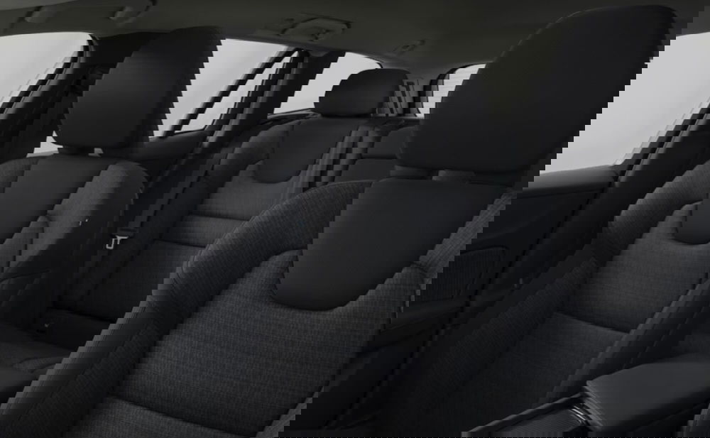 Volvo V60 nuova a Parma (4)