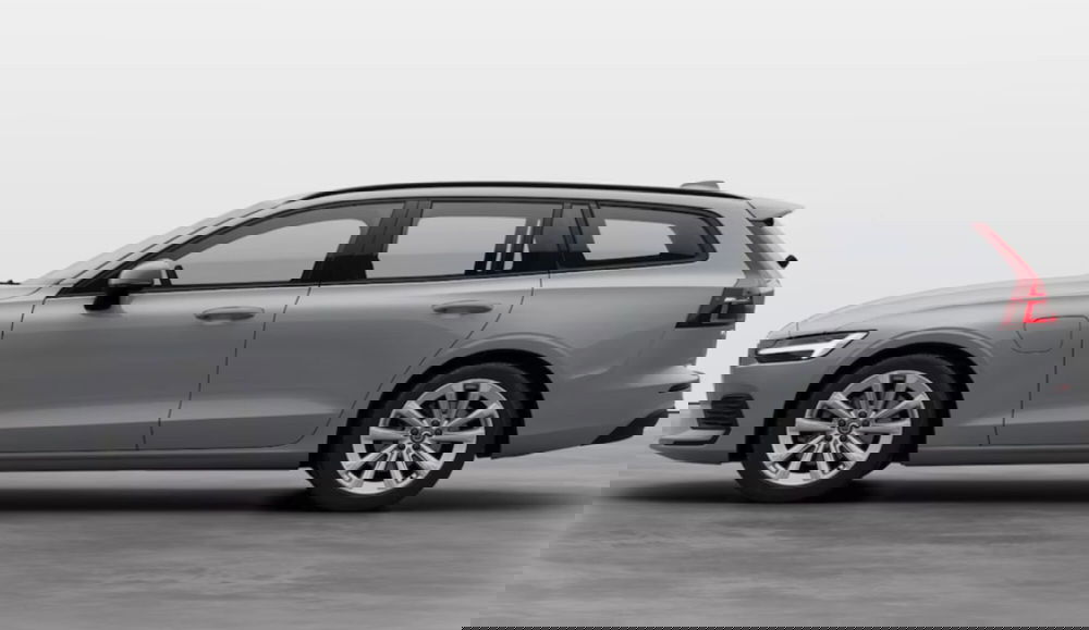 Volvo V60 nuova a Parma (2)