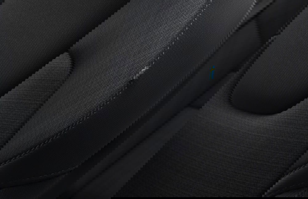 Volvo V60 nuova a Parma (4)