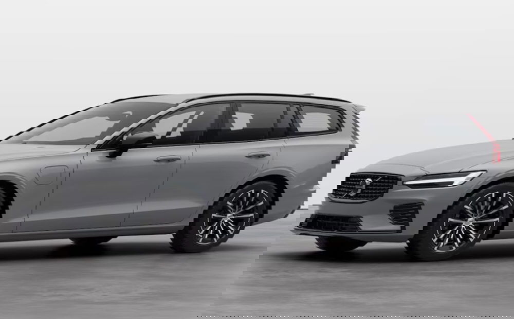 Volvo V60 nuova a Parma