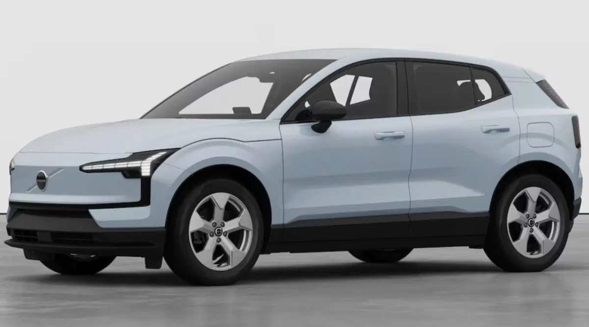 Volvo EX30 nuova a Parma