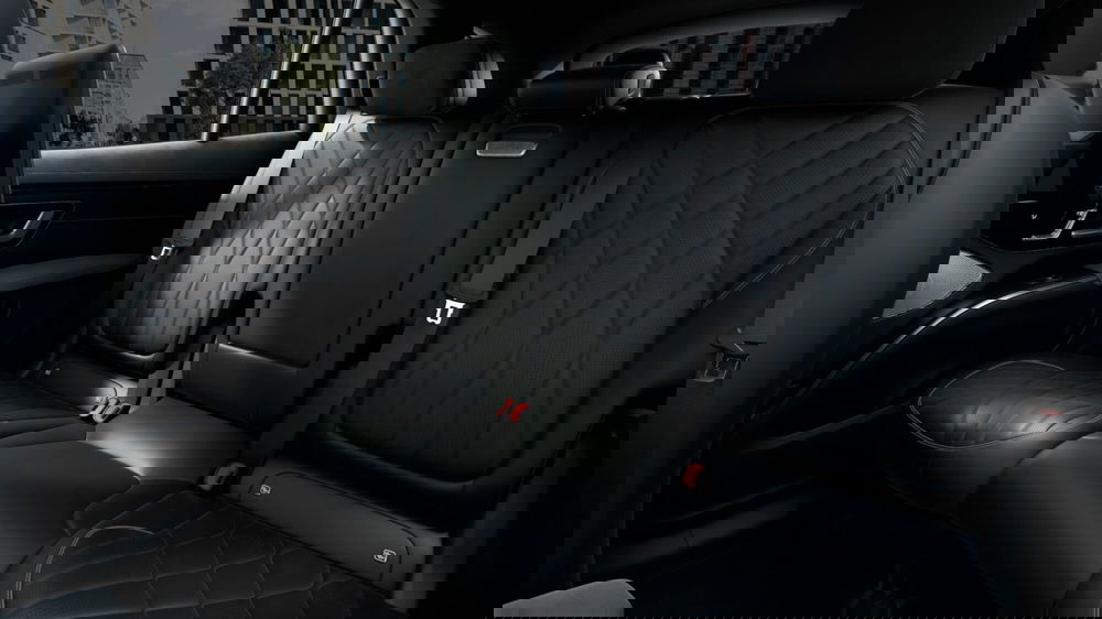 Mercedes-Benz EQS SUV nuova a Milano (6)